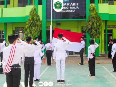 Upacara Bendera hari Senin